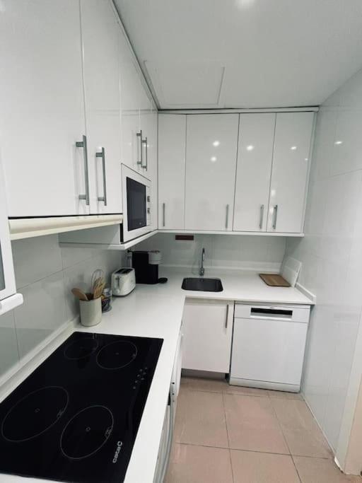 New Stylish Apt 5Px En La Plaza De Espana/Gran Via Madrid Bagian luar foto